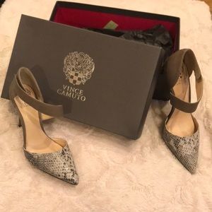 Vine Camino Charlotte snake skin and grey heels.